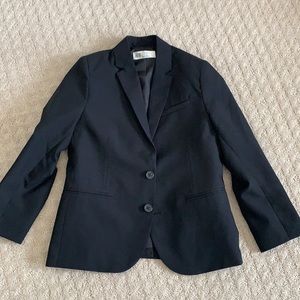 Boy black suit jacket size 6-7